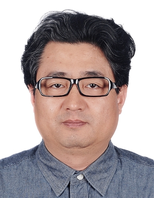 2王興平-智庫專家二寸證件照-中國特色社會主義發展研究院2025.4.17.jpg